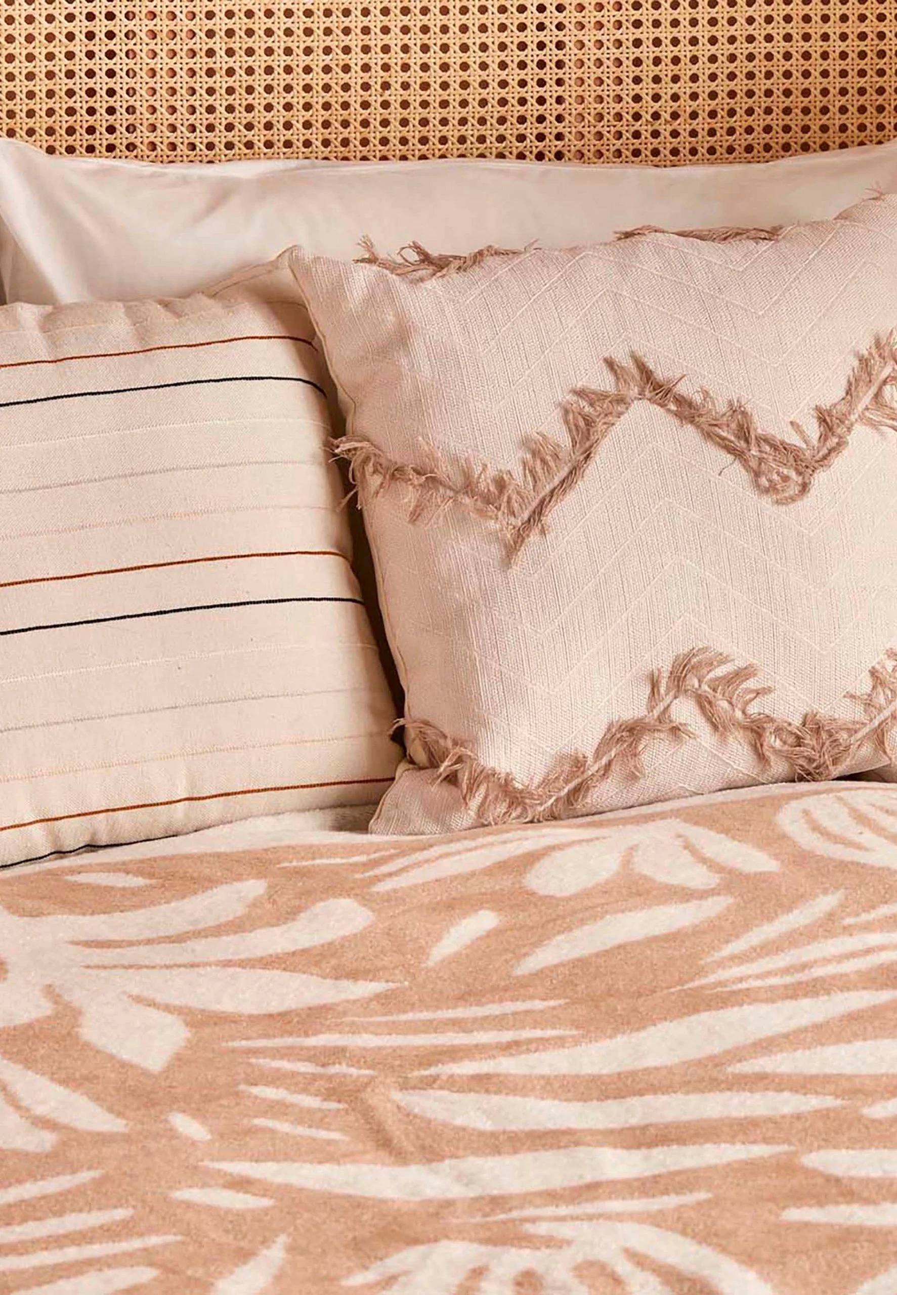 BELLA MAISON Wohndecke In Beige â Bild 7