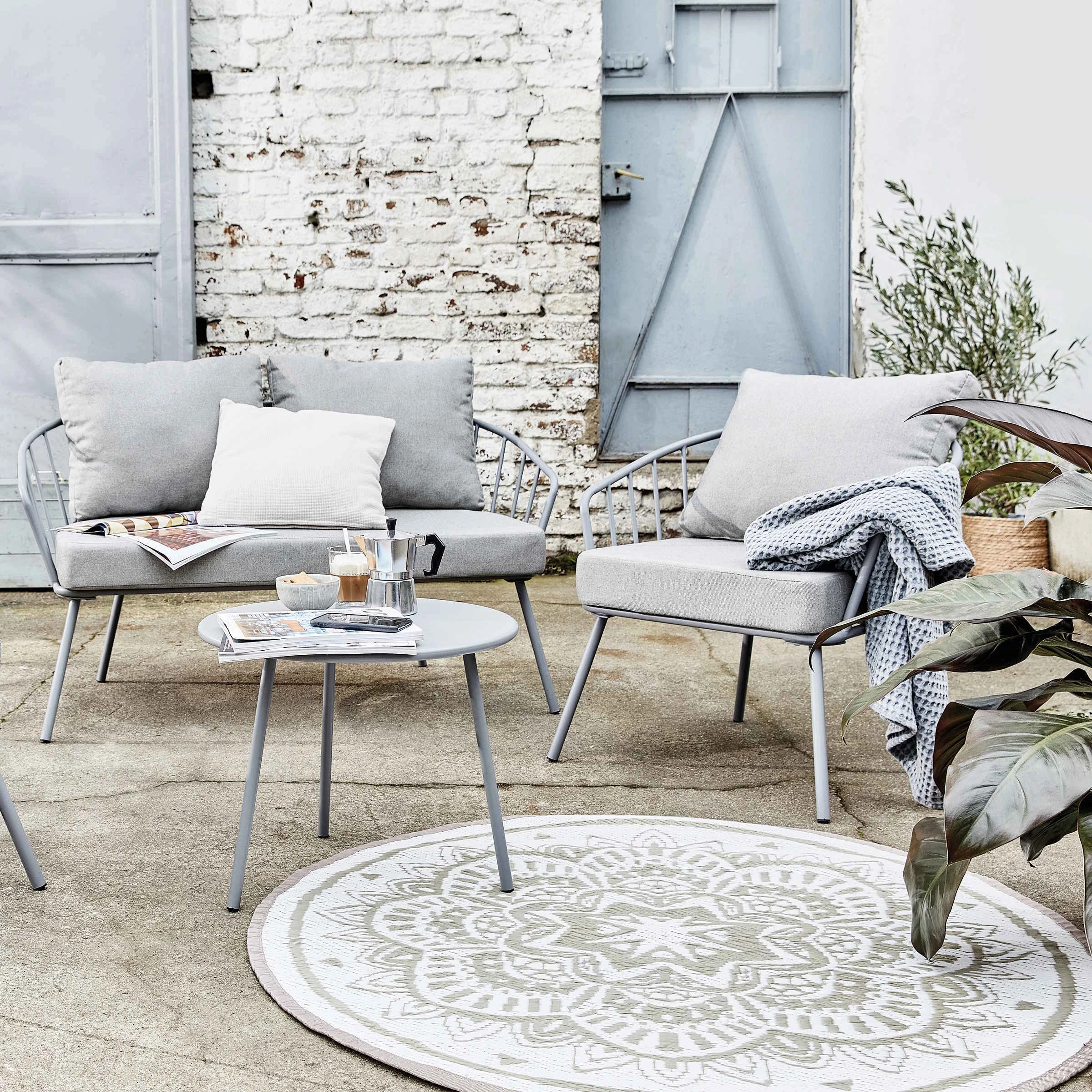 Butlers In- & Outdoor-Teppich Flora Ø118cm COLOUR CLASH In Natur-Weiß – Bild 2