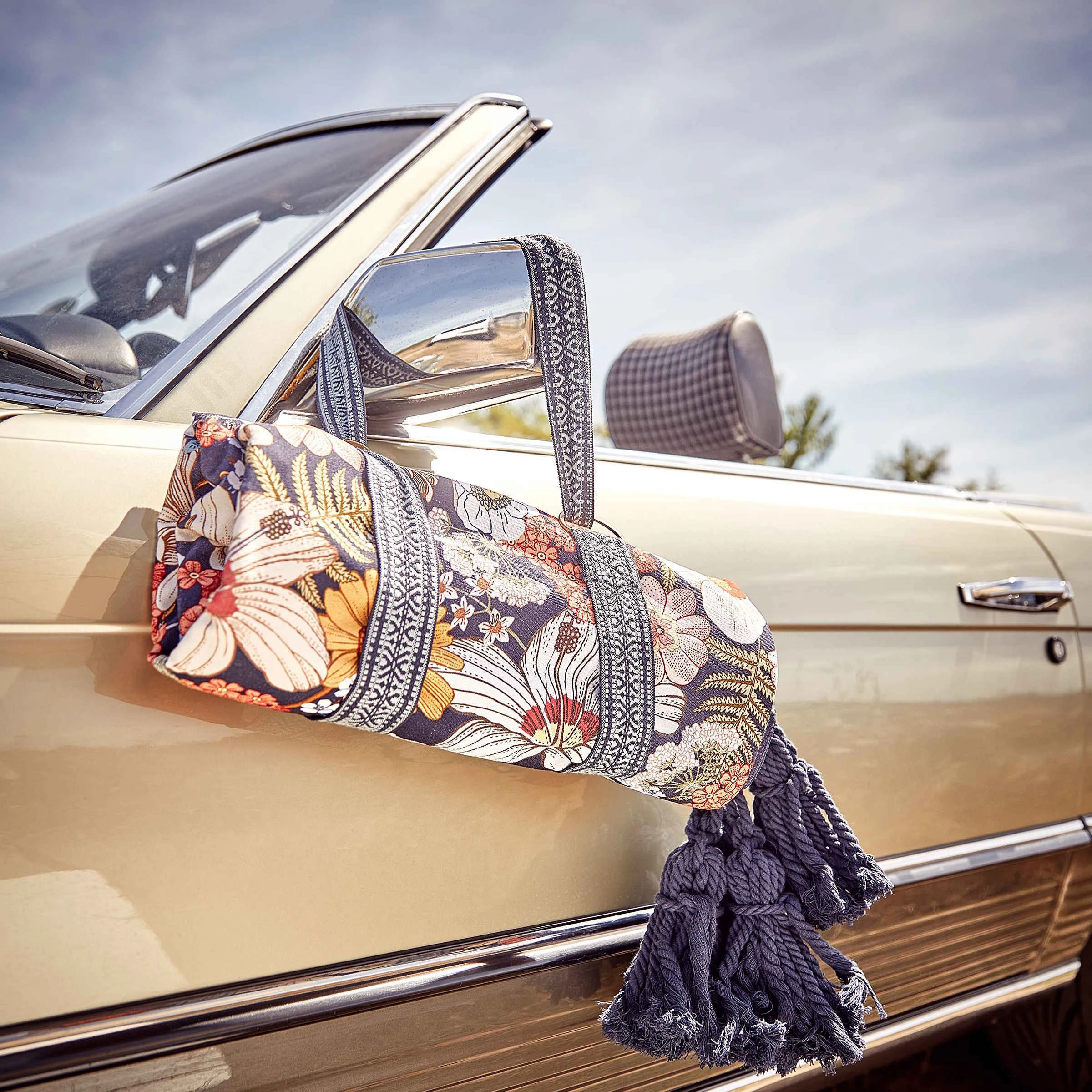 Butlers Picknickdecke L 175 X B 154cm BETWEEN FLOWERS In Dunkelblau – Bild 8