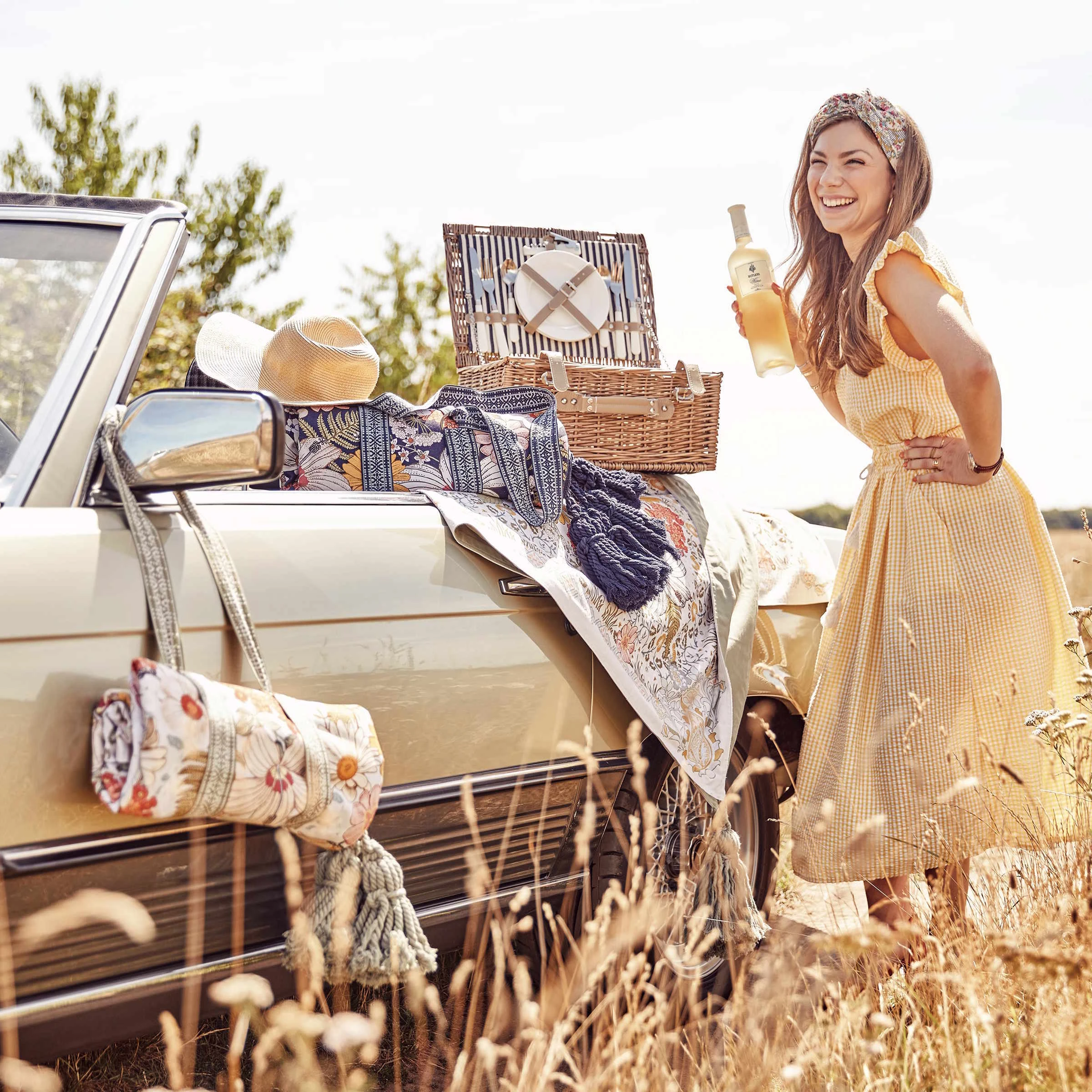 Butlers Picknickdecke L 175 X B 154cm BETWEEN FLOWERS In Dunkelblau – Bild 9