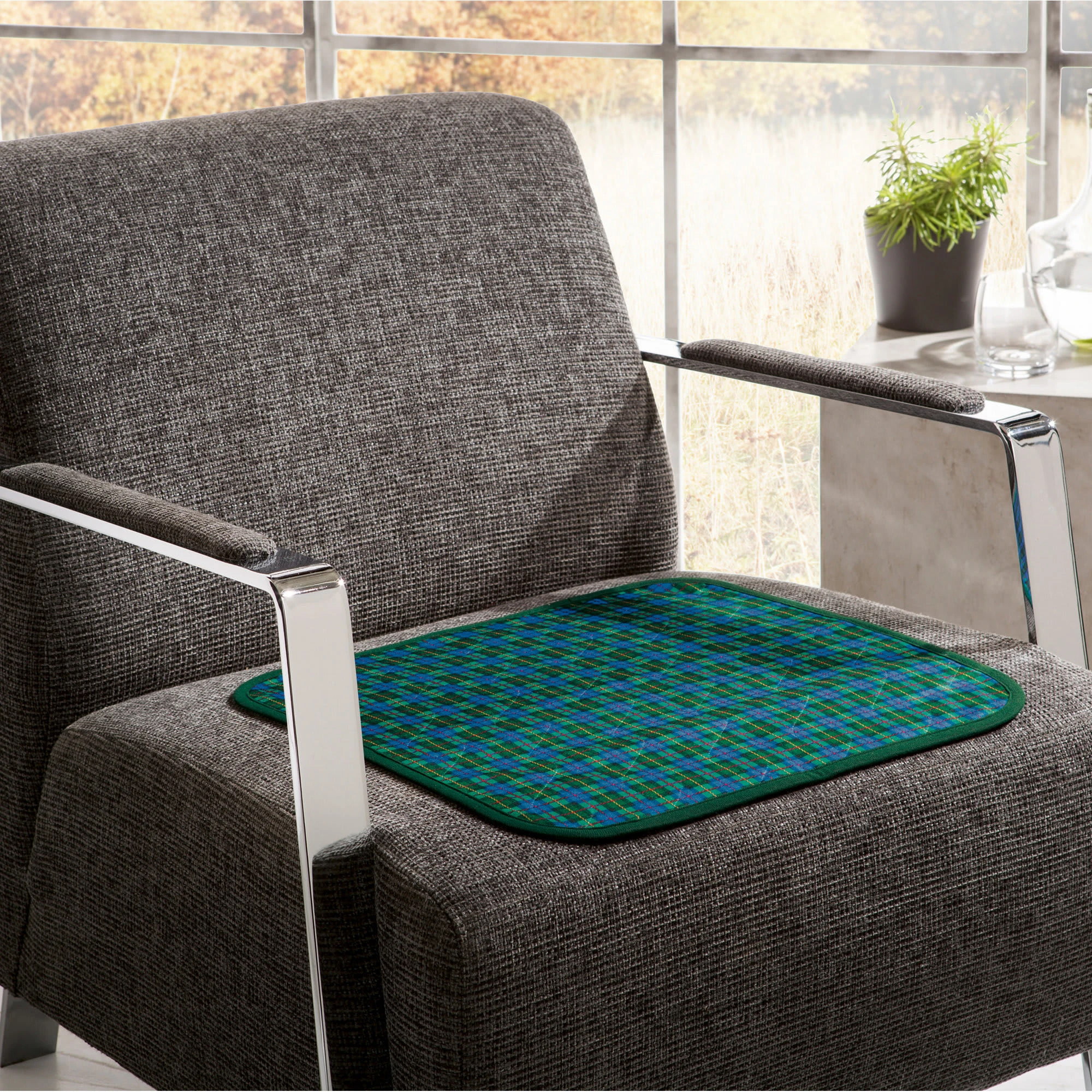 Erwin Müller Inkontinenz-Sitzauflage 5er-Pack In Karo Grün – Bild 3