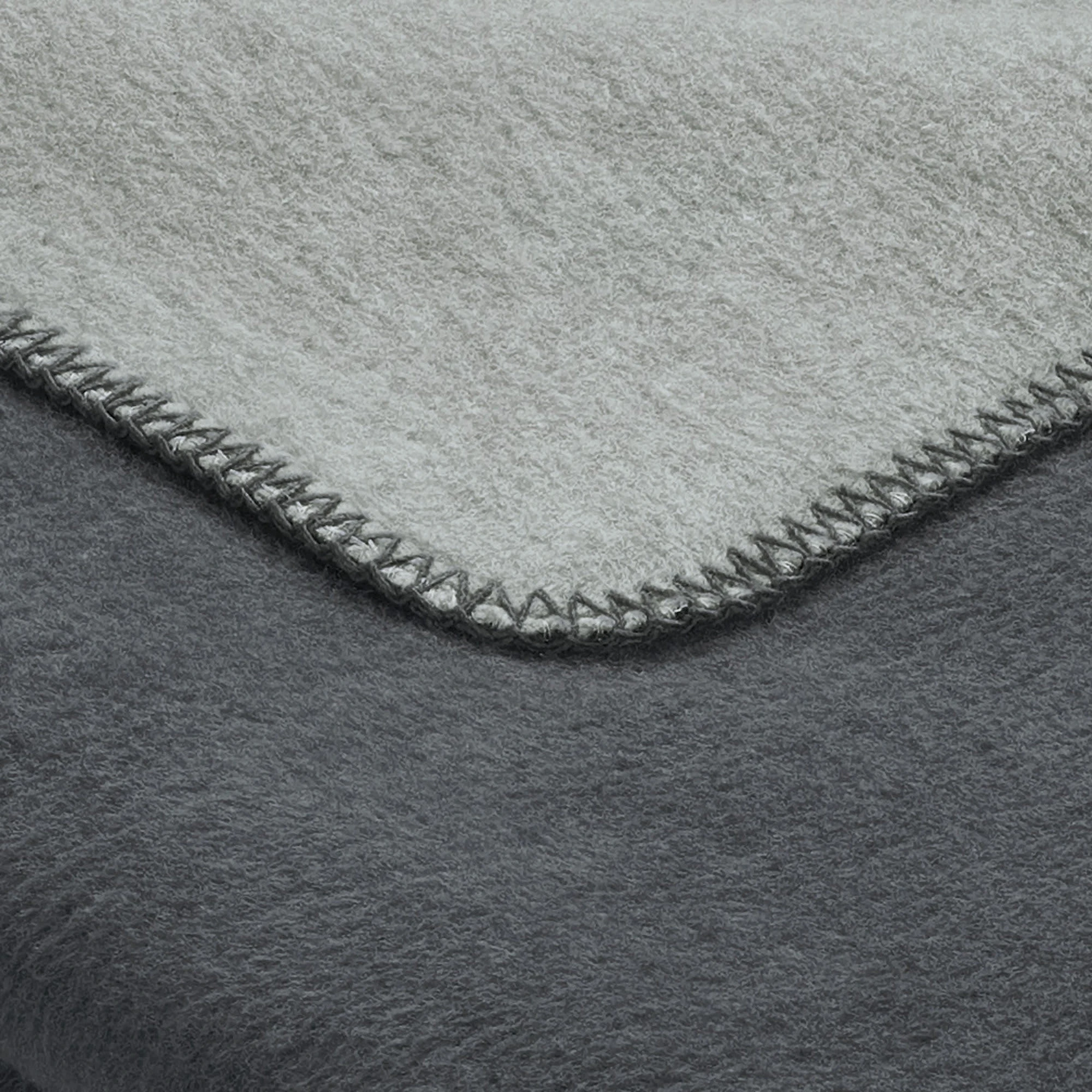 Erwin Müller Wohndecke 2er-Pack In Grau/silber – Bild 2