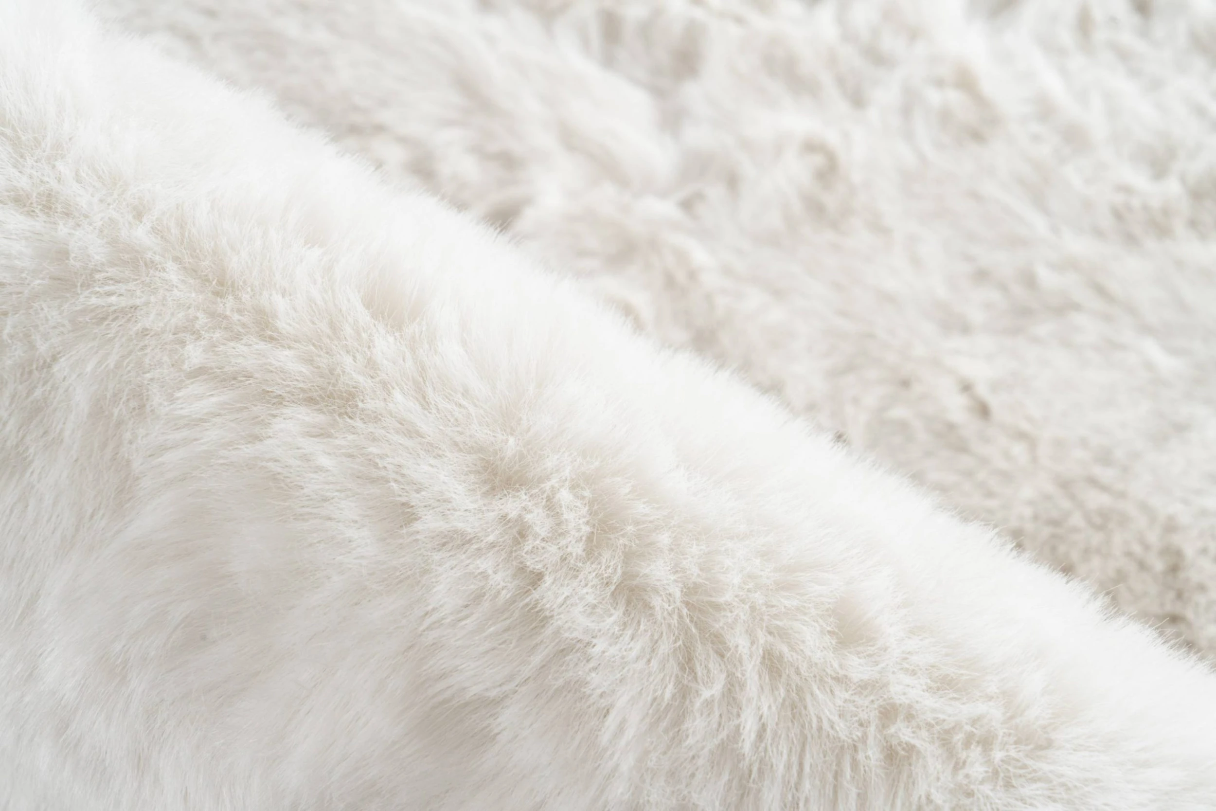 GMD Living Kunstfellteppich HEAVEN In Ivory (Elfenbein) – Bild 3