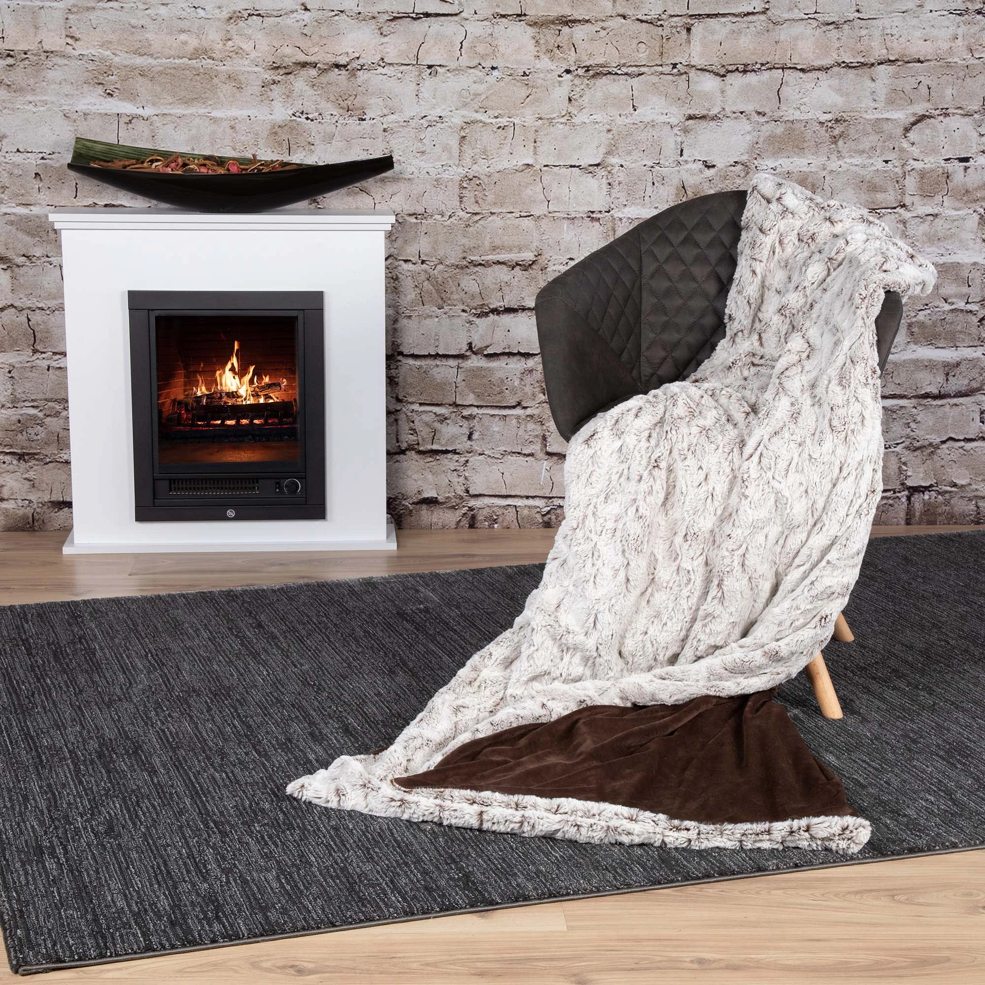 GMD Living Superweiche Kuscheldecke SMOOTH In Farbe Brown (braun) – Bild 3