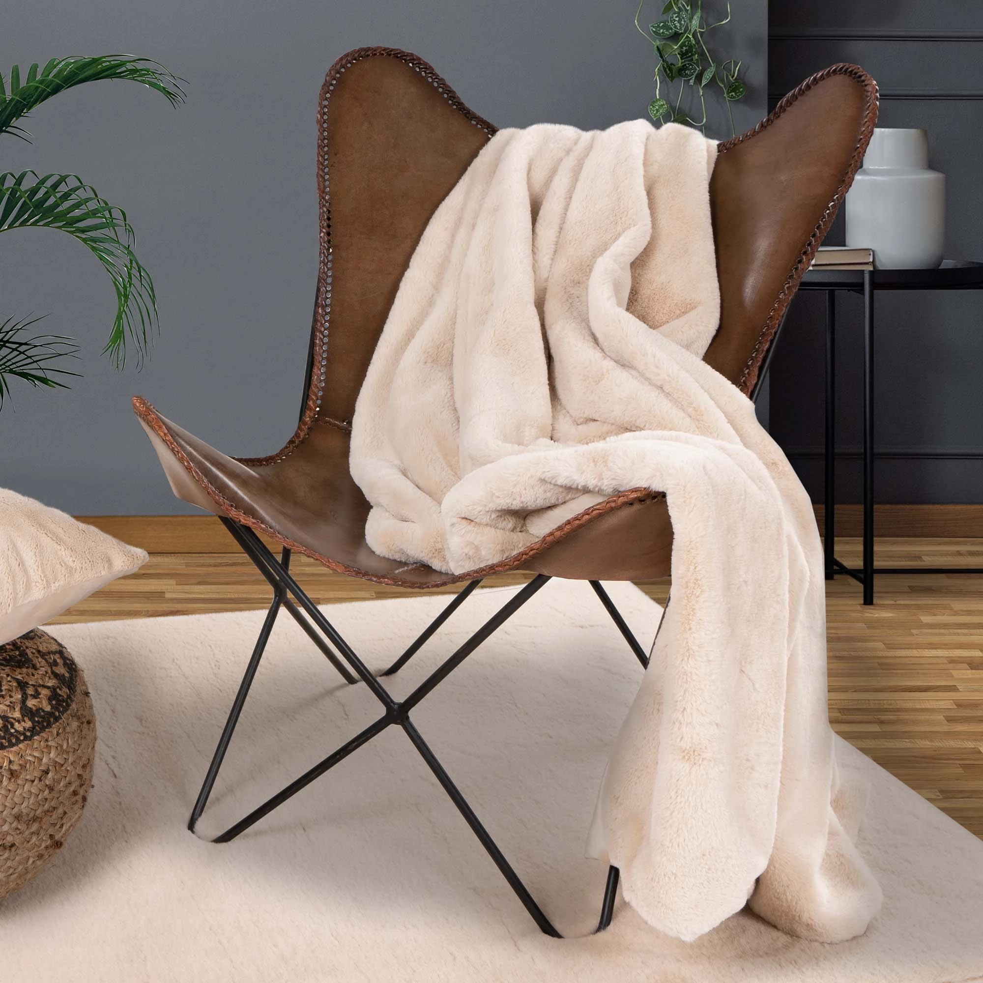 GMD Living Wohndecke HEAVEN In Felloptik In Beige – Bild 2