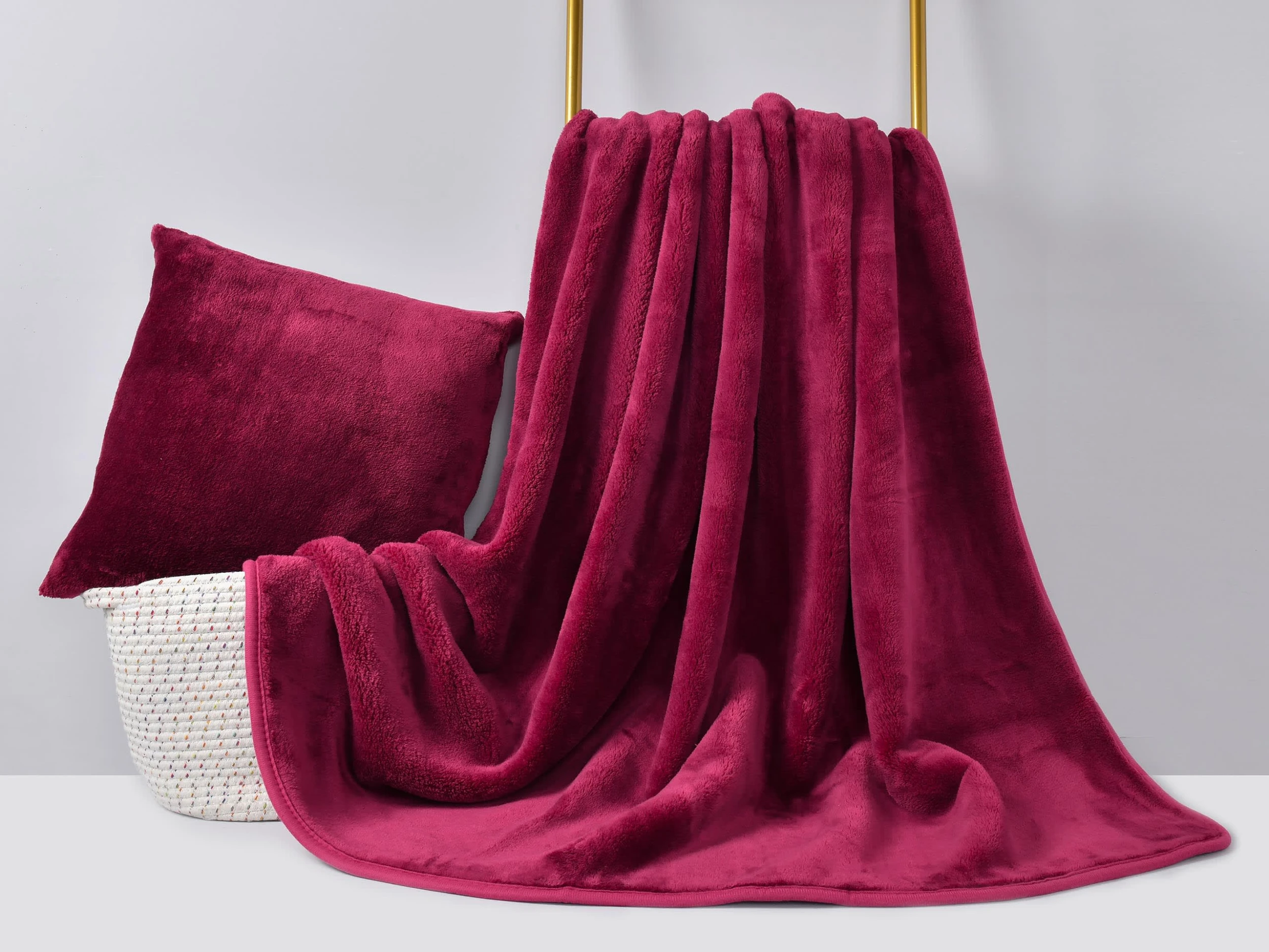 Grace Grand Spa Kuscheldecke In Lila – Bild 2