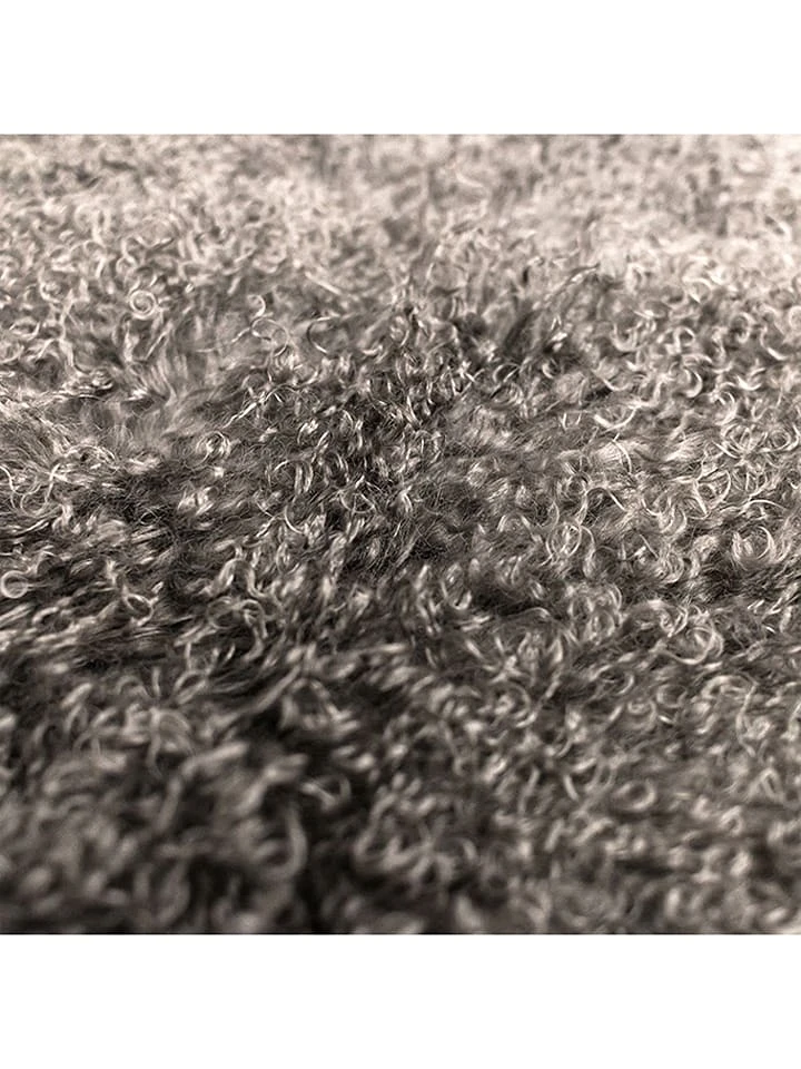 Hofbrucker Lammfell In Grau – Bild 3