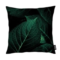 Juniqe Kissen "Dark Leaves 1" In Grün & Schwarz