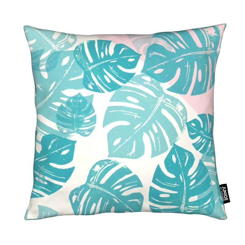 Juniqe Kissen "Monstera Rosy" In Grün & Rosa