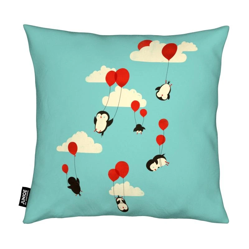 Juniqe Kissen "We Fly" In Blau & Rot – Bild 2