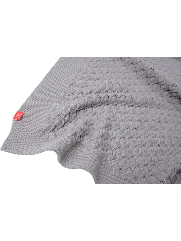 Kikadu Decke "Ajour" In Grau - (L)110 X (B)90 Cm – Bild 2