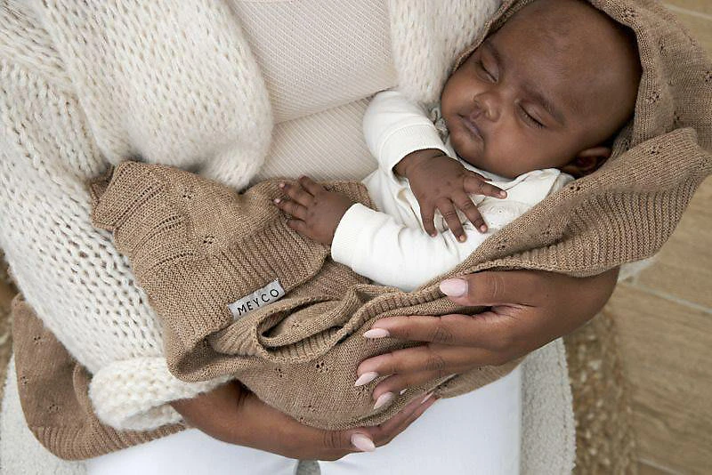 MEYCO Babydecke Klein Ajour Toffee Melange – Bild 6