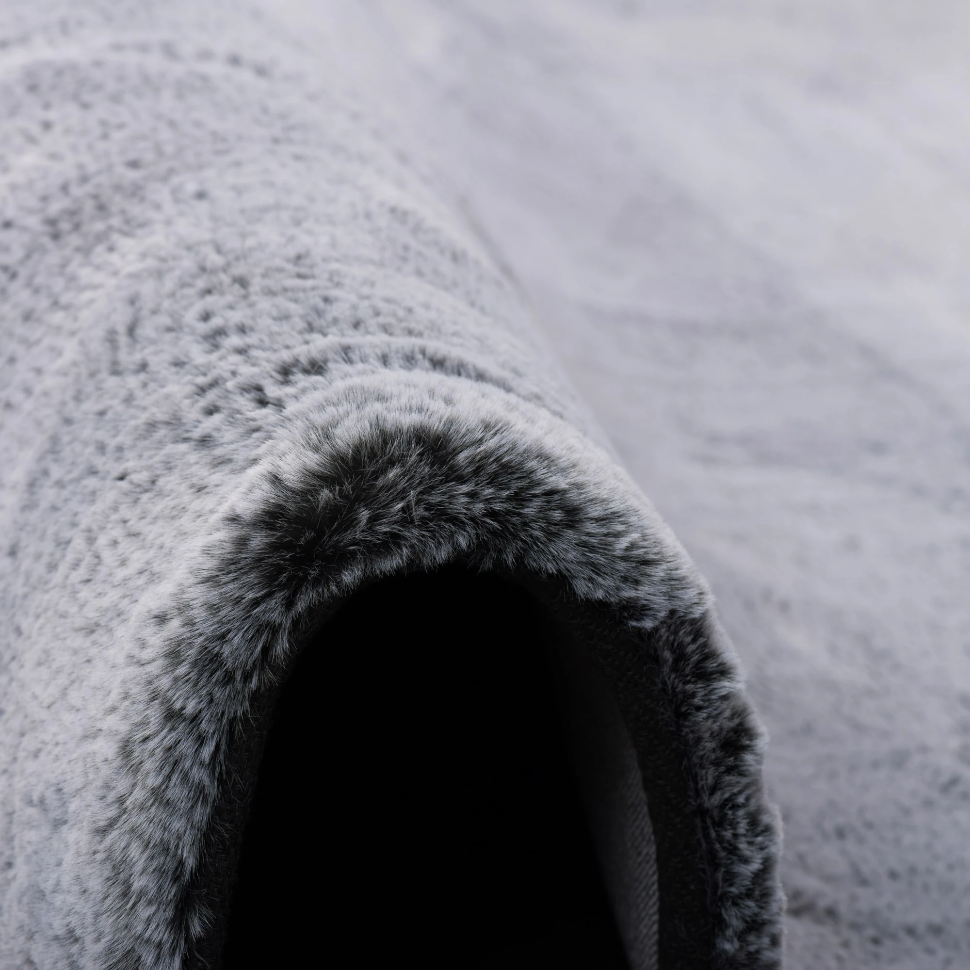 Pergamon Luxus Super Soft Fellteppich Plush Rund In Grau Meliert