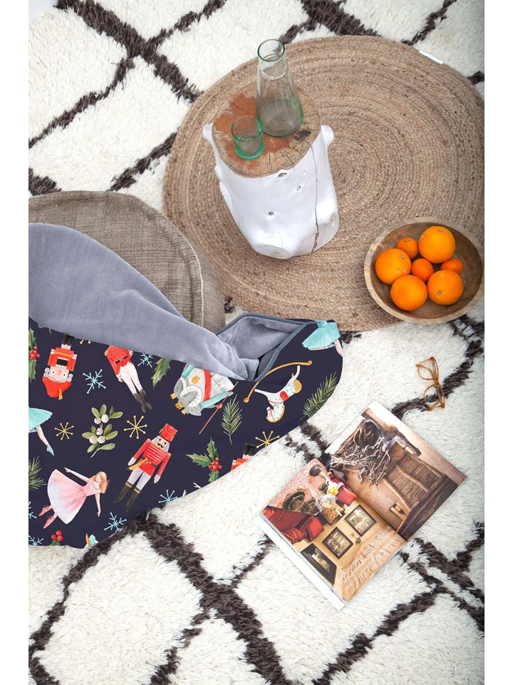 Tierra Bella Decke "Christmas Fairy Tale" In Dunkelblau/ Bunt - (L)170 X (B)130 Cm – Bild 2