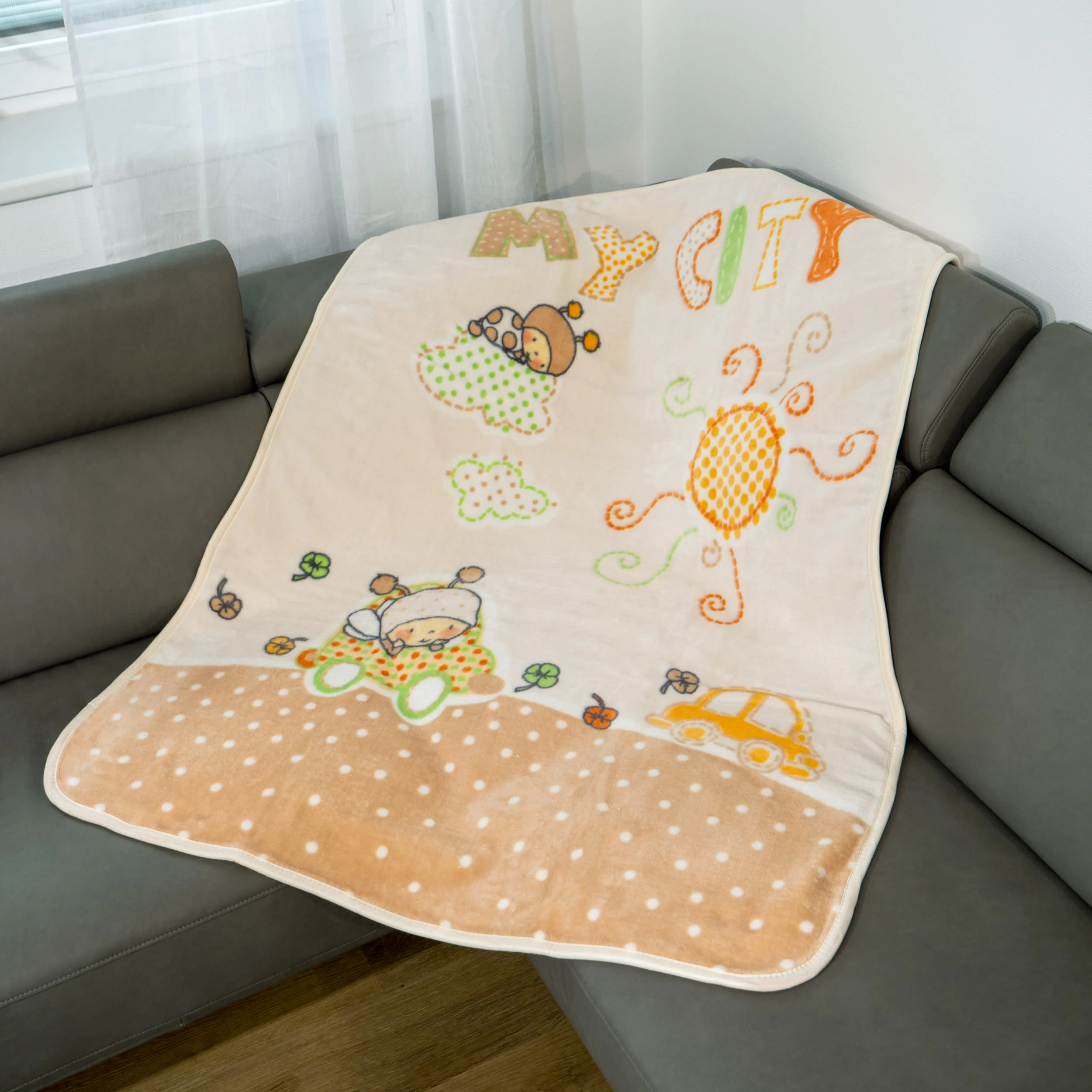 Traumschloss Käferfreunde Kinderdecke In Orange – Bild 2